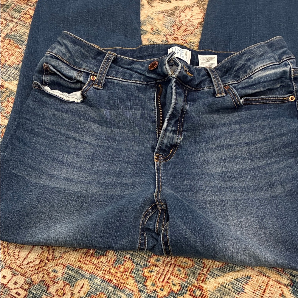 Time and Tru Dark Blue Ankle Jeans size 8 short - Picture 4 of 10